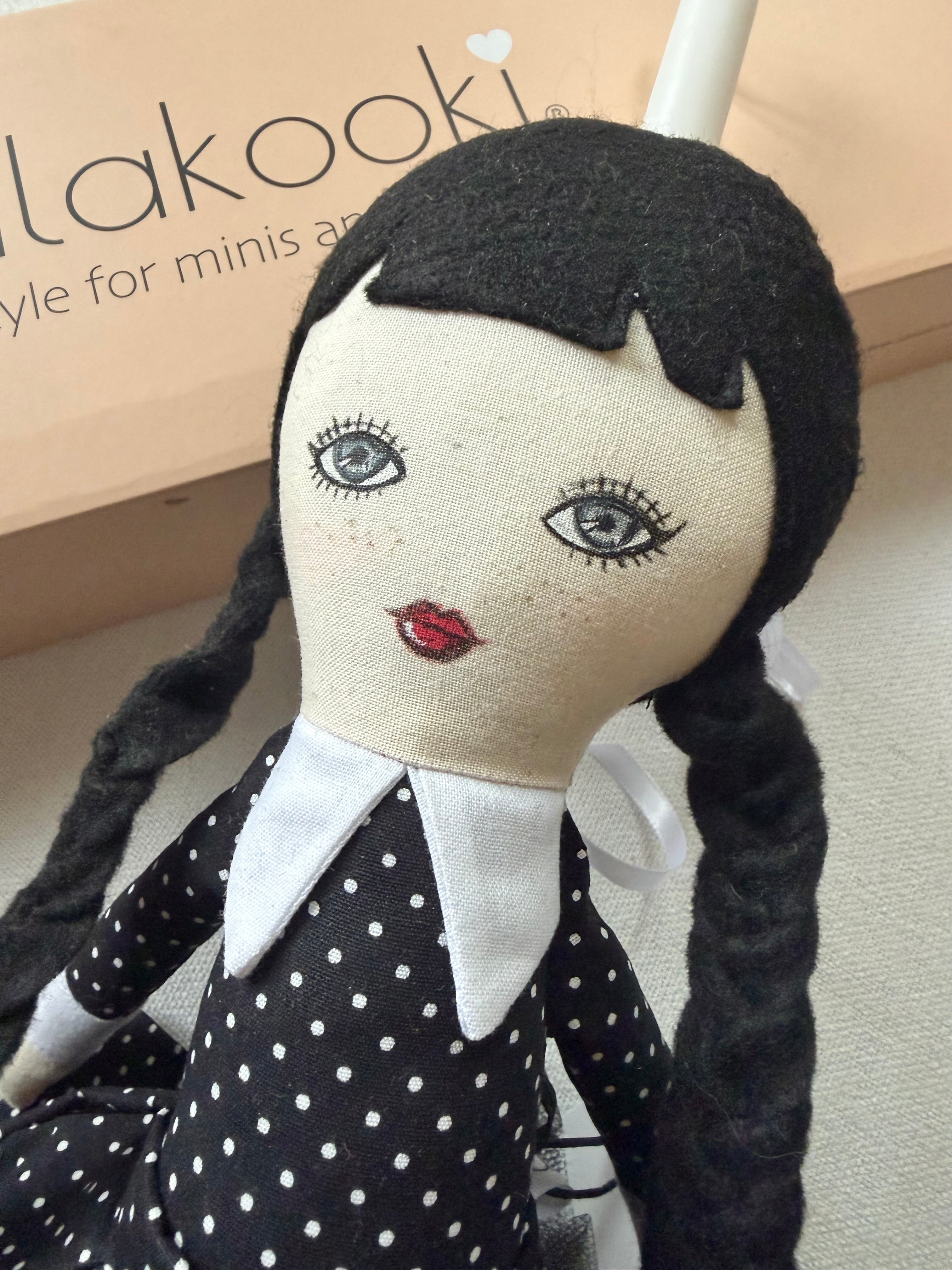 Handmade Easter candle Wendy the eccentric