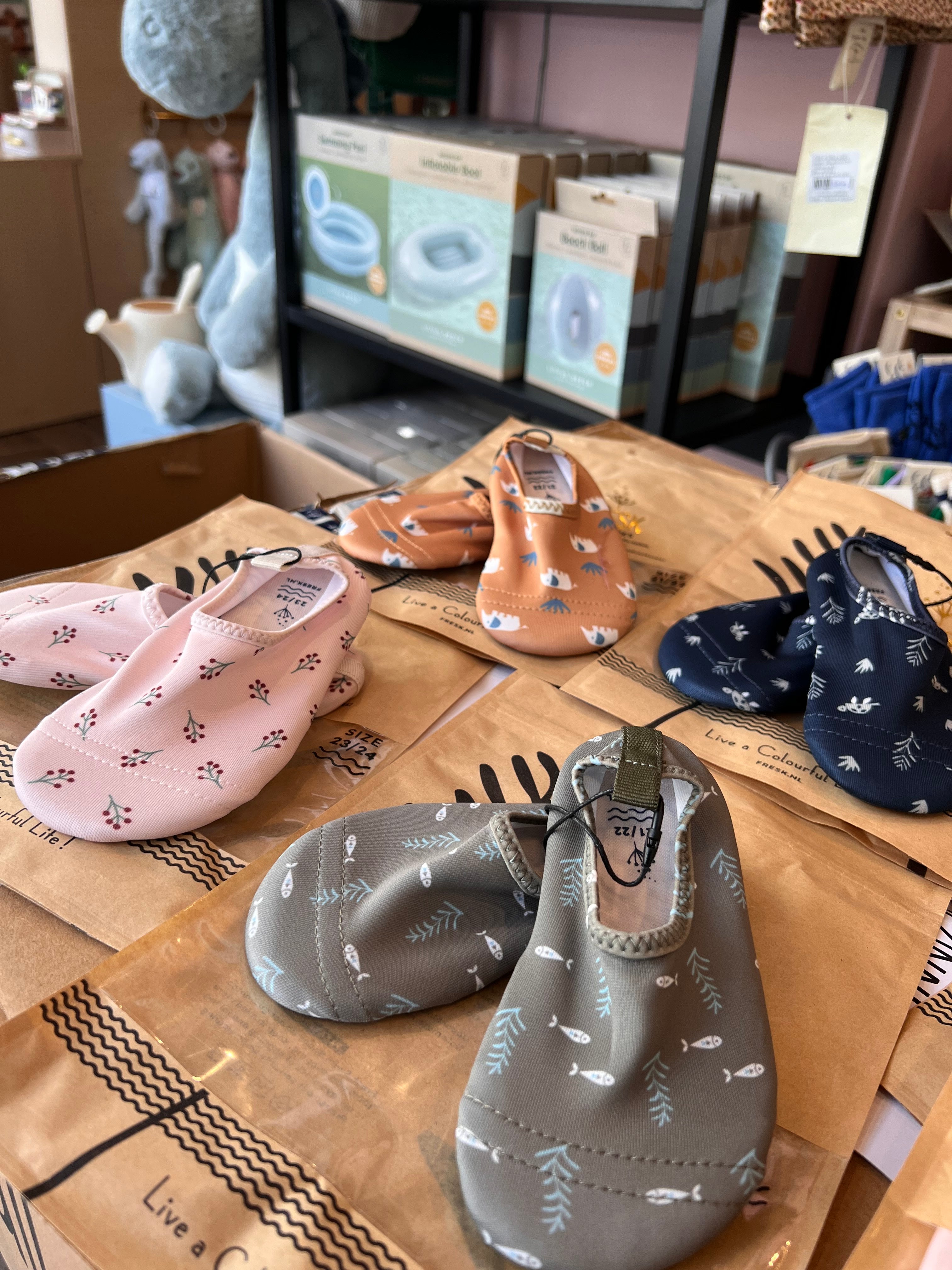 Παιδικά παπούτσια θαλάσσης με προστασία UV50-Fresk Berries-No 29-30