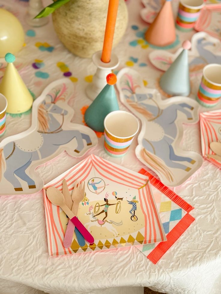 Circus Stallion Plate (8pcs)