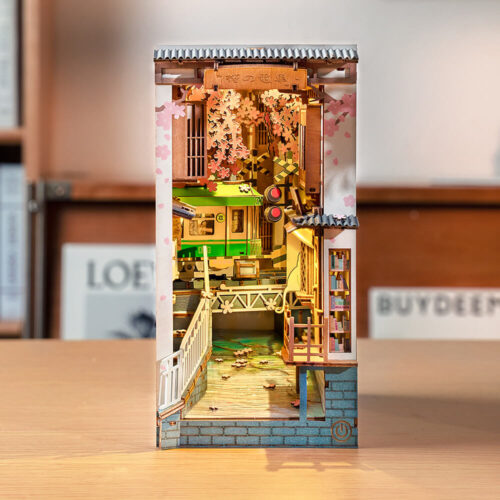  Bookstore DIY Book Nook Sakura Densya Kit 14Y+ 