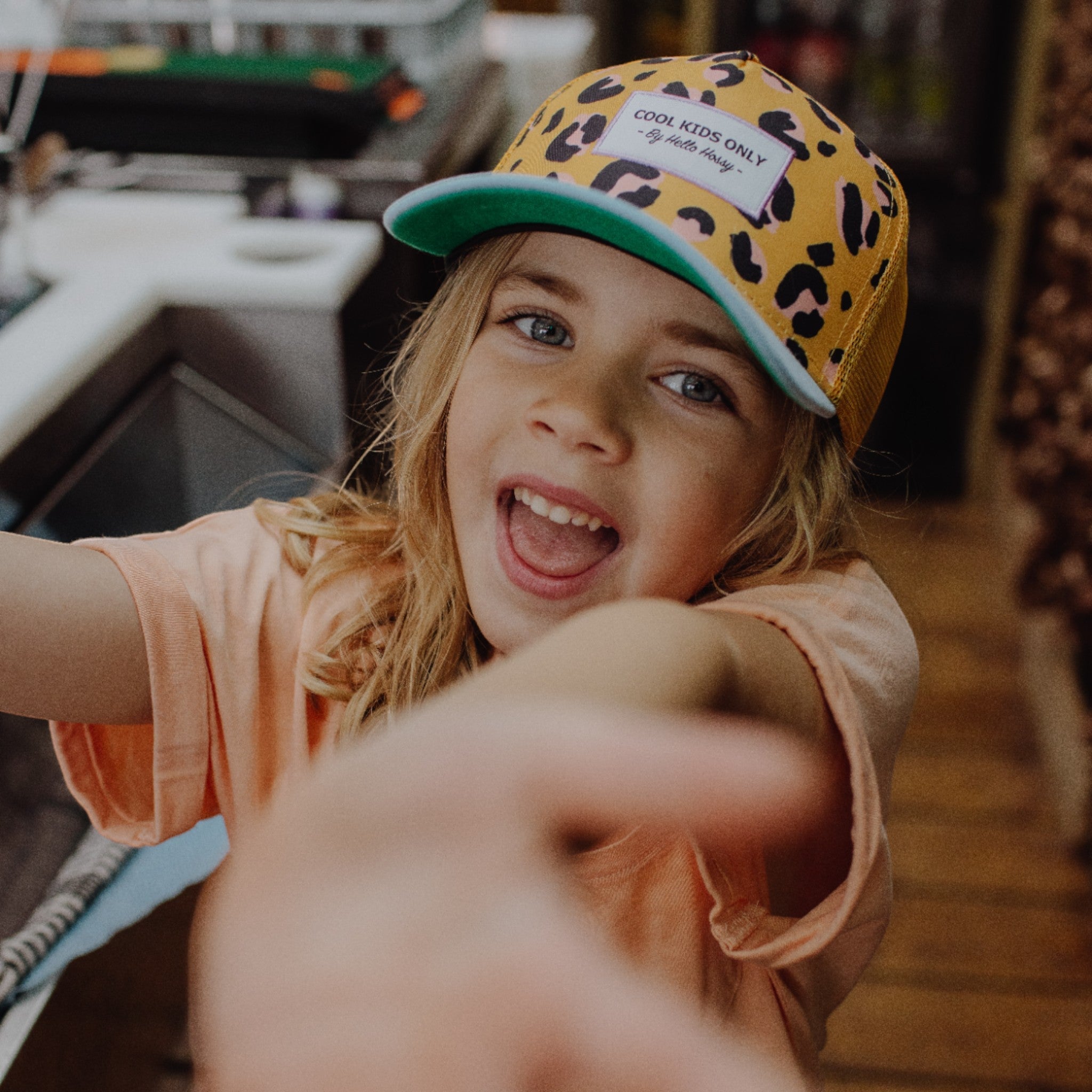 Kid's jockey cap Panther 6Y+ Hello Hossy 