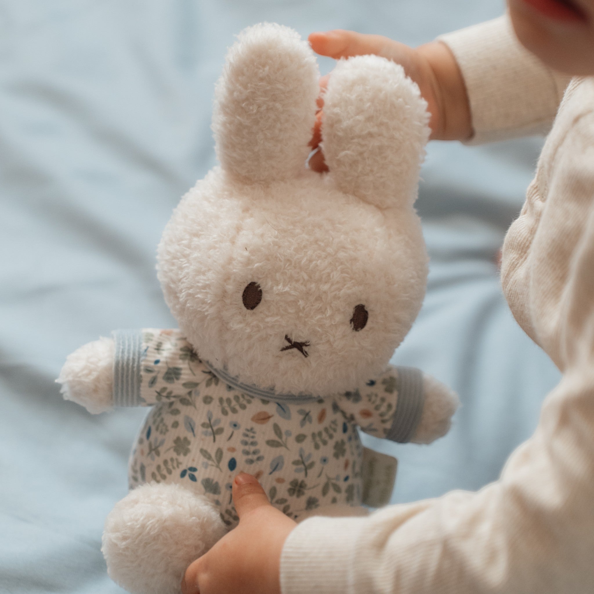 Miffy Lucky leaves (two sizes 20 & 30 cm)