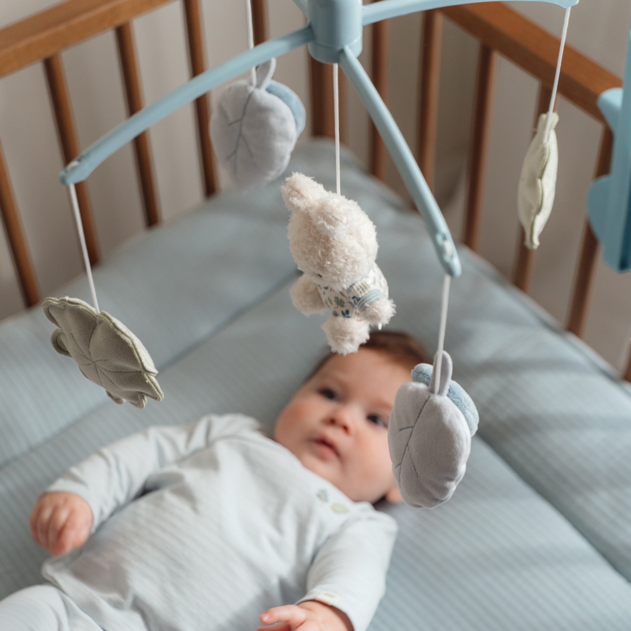 Musical Mobile Miffy Lucky leaves