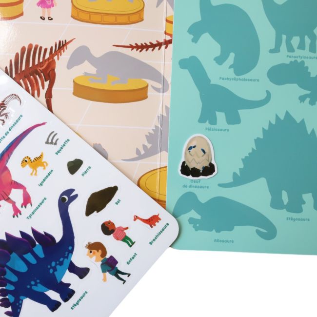 Children's Book with Reusable Silicone Stickers – At the Dinosaur Museum (Ages 3+)