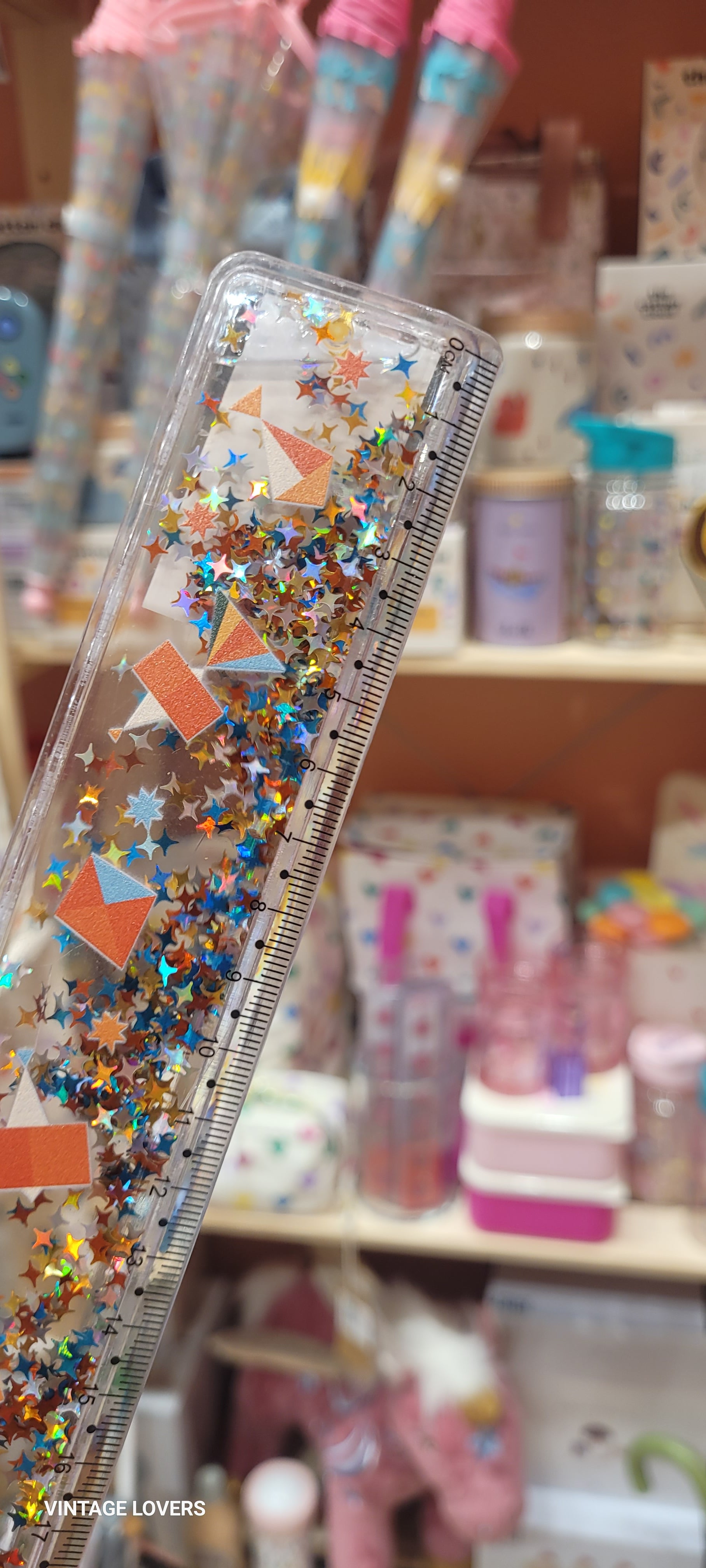 Διάφανος χάρακας με υγρό glitter αστεράκια 20cm