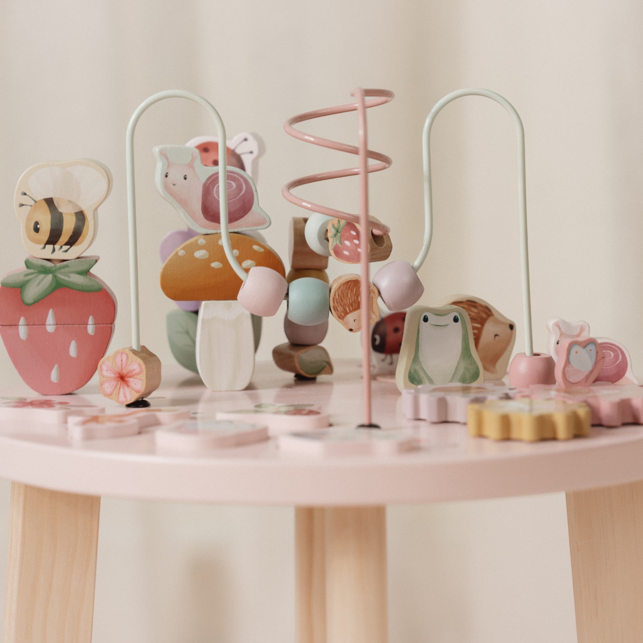 LD7341 Children's wooden toy activity table 12M+ Fairy Garden FSC
