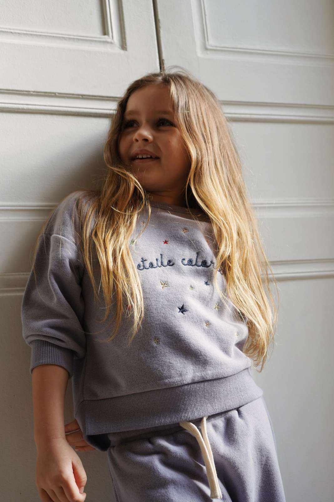 Παιδικό φούτερ με κεντημένες λεπτομέρειες-Etoile coloree 9M-4Y Konges Slojd