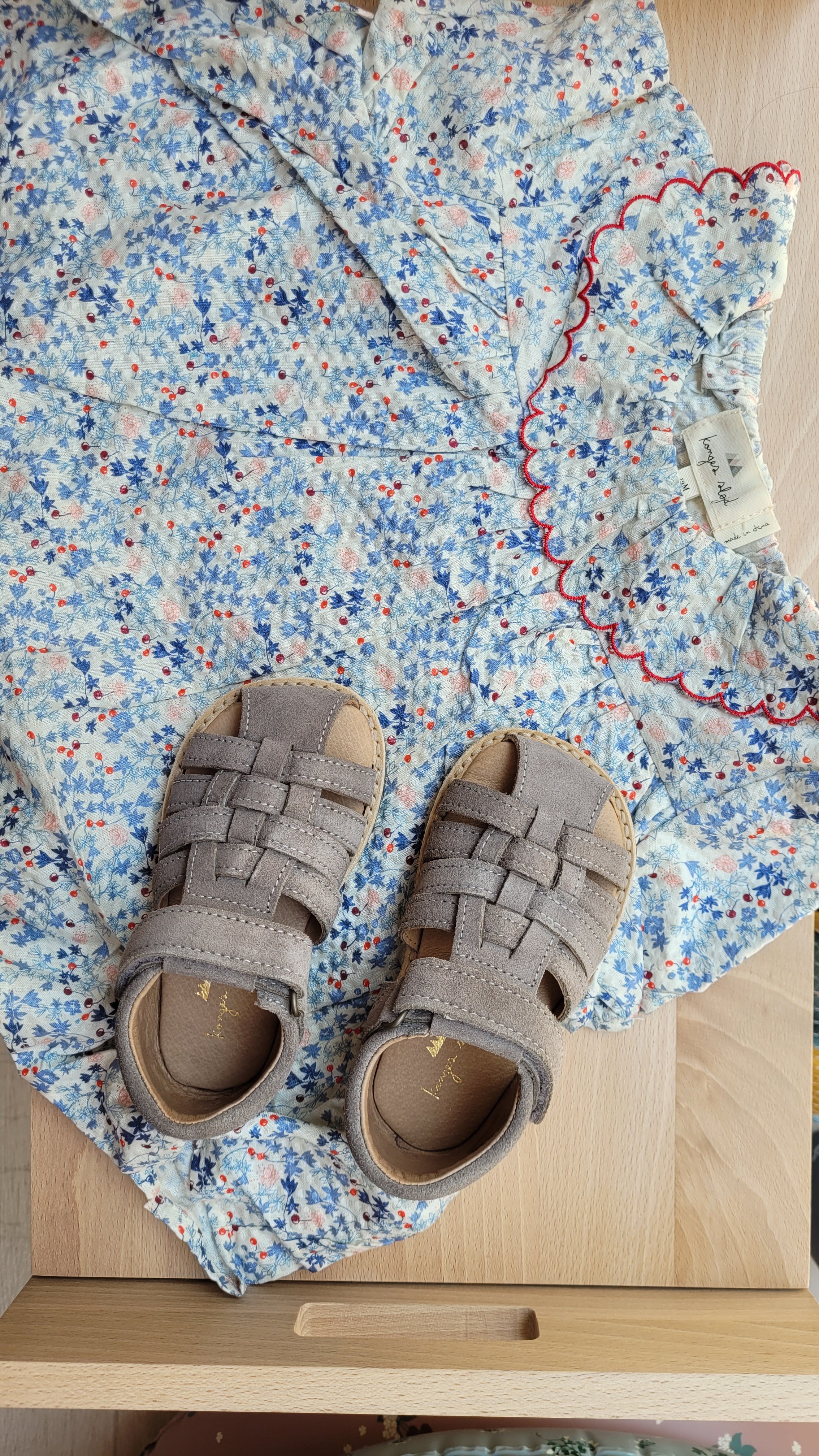 Kid's suede strap sandal Dove no 22-30 Konges Slojd