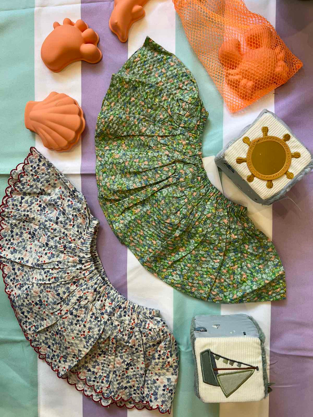 Konges Slojd. Bitsy Frill Bloomers - Rose Hip Blue