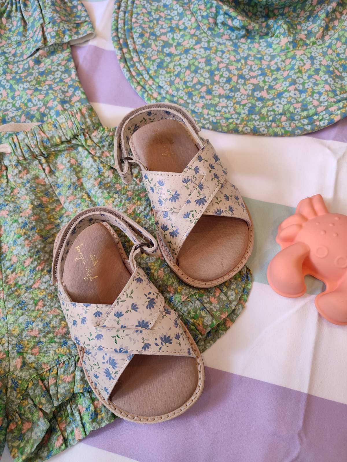Kid's leather sandals with strap no 24-32 Konges Slojd