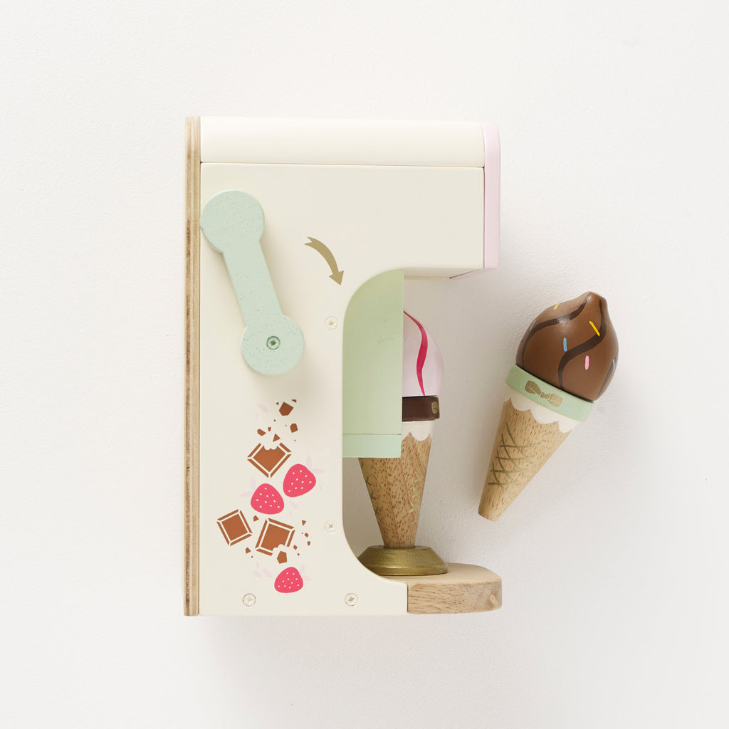 Wooden retro ice cream machine