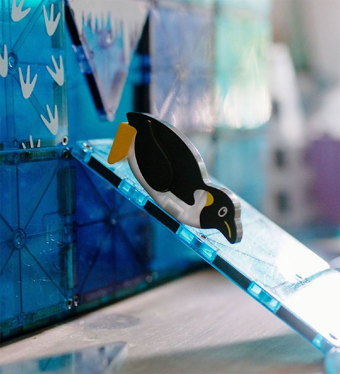 Arctic Animals 25-Piece Set