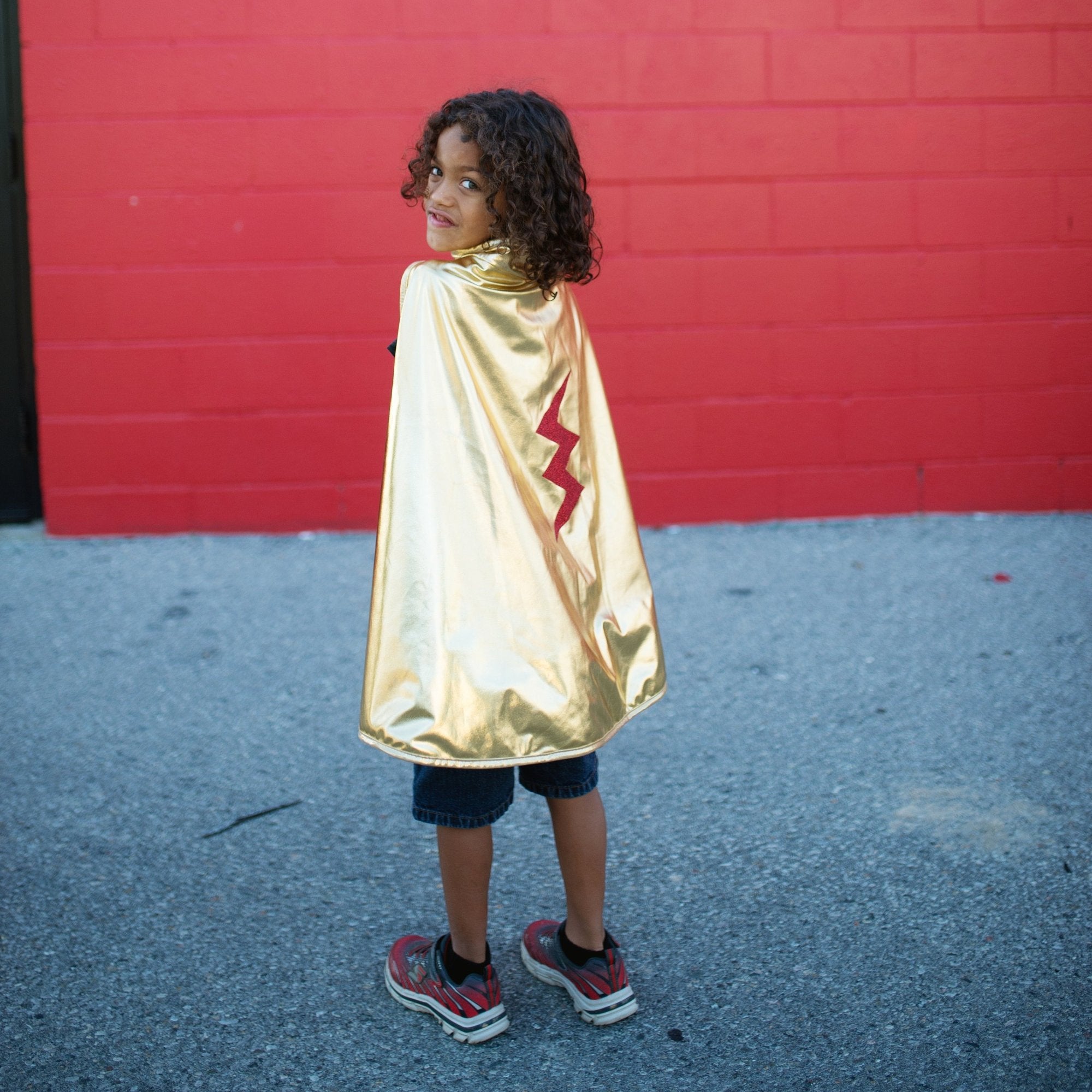 Great Pretenders Double Sided Superhero Cape Gold-Red 4-6 Years