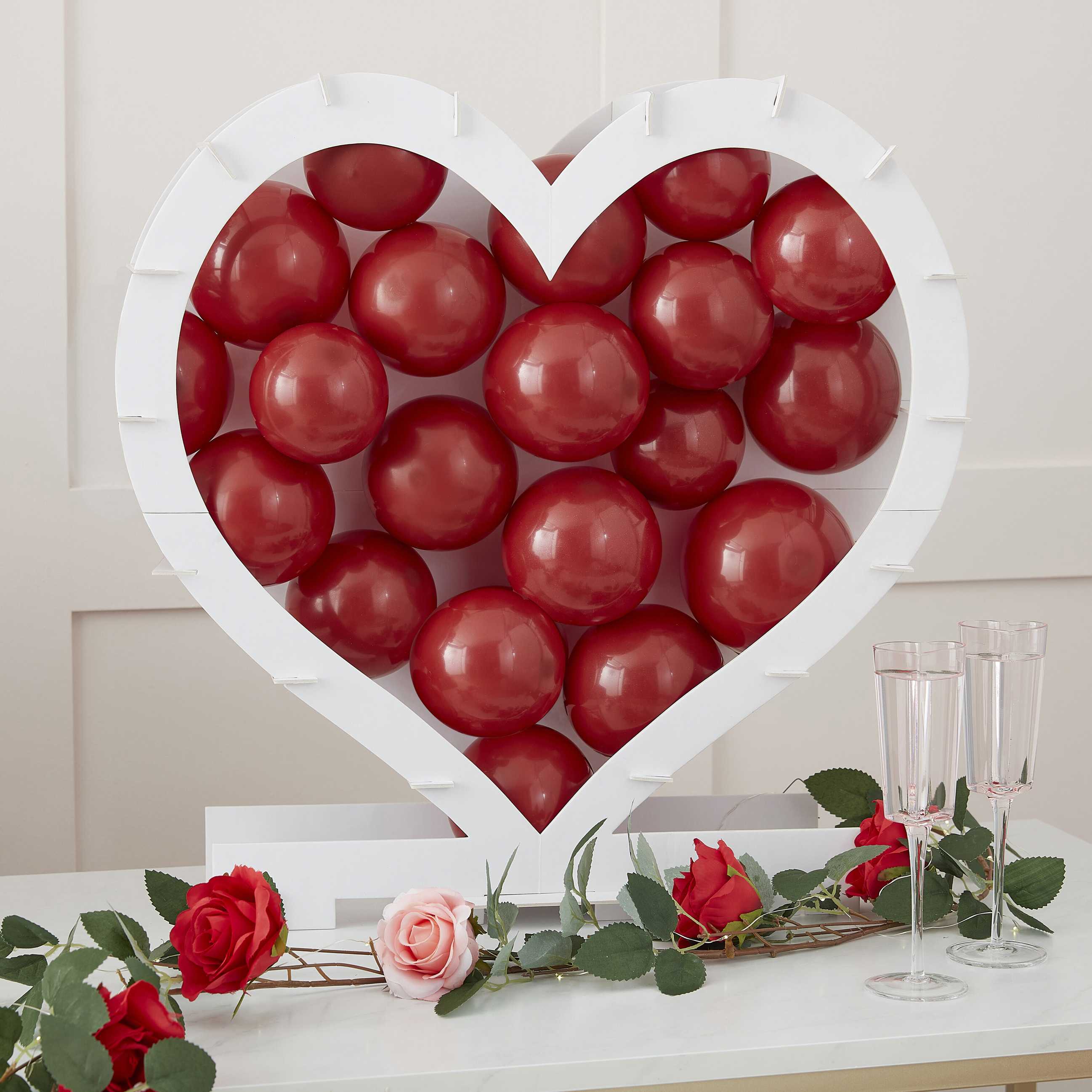 Heart Shaped Balloon Mosaic Stand 60x60x15cm